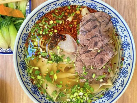  Lanzhou Hand-Pulled Noodles: Can Umami Broth and Perfectly Chewy Texture Coexist in One Bowl?