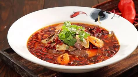  Spicy, Savory Tofu Delight: Is Dazhou City's Mao Xue Wang Really Fit for a King?